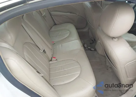 2011 Buick Lucerne Cxl Premium z USA, uszkodzony, nr VIN 1G4HJ5EMXBU133106